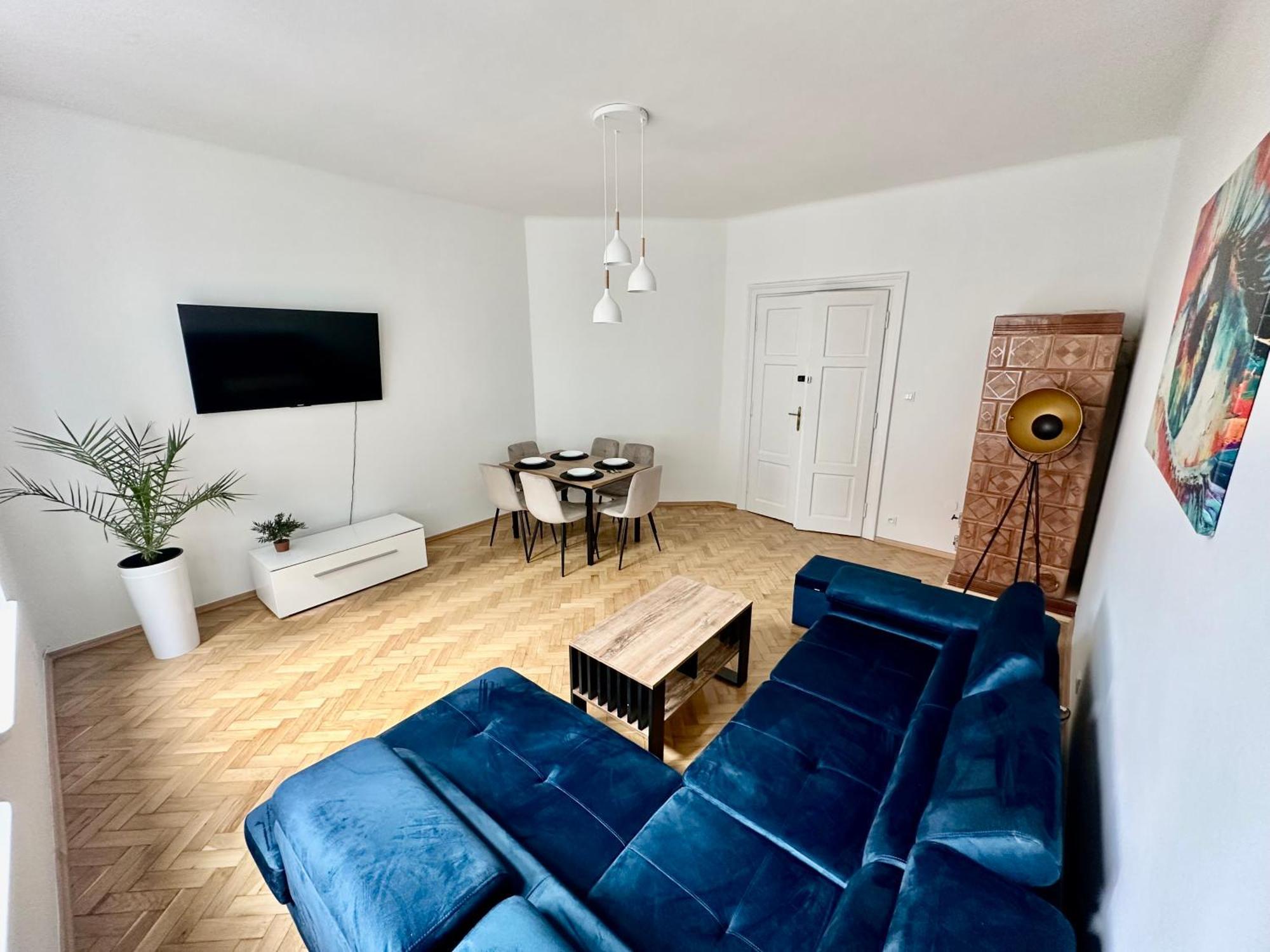 Selected By Market Square Apartment